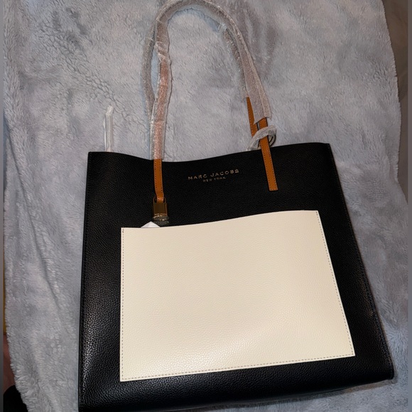 Marc Jacobs Grind Colorblock Leather Tote Bag in Smoked Almond Multi - Picture 2 of 10